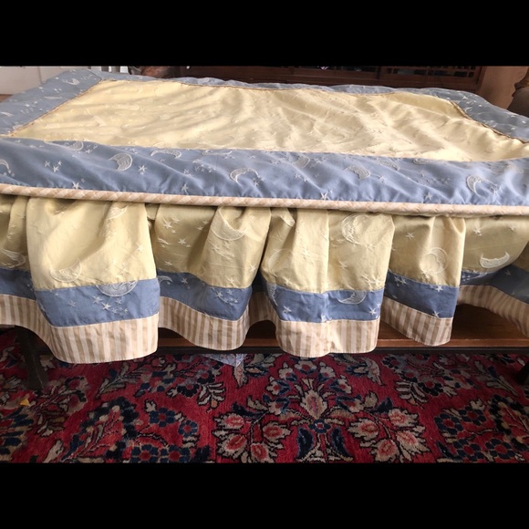 Custom nursery bedding - Picture 3 of 13